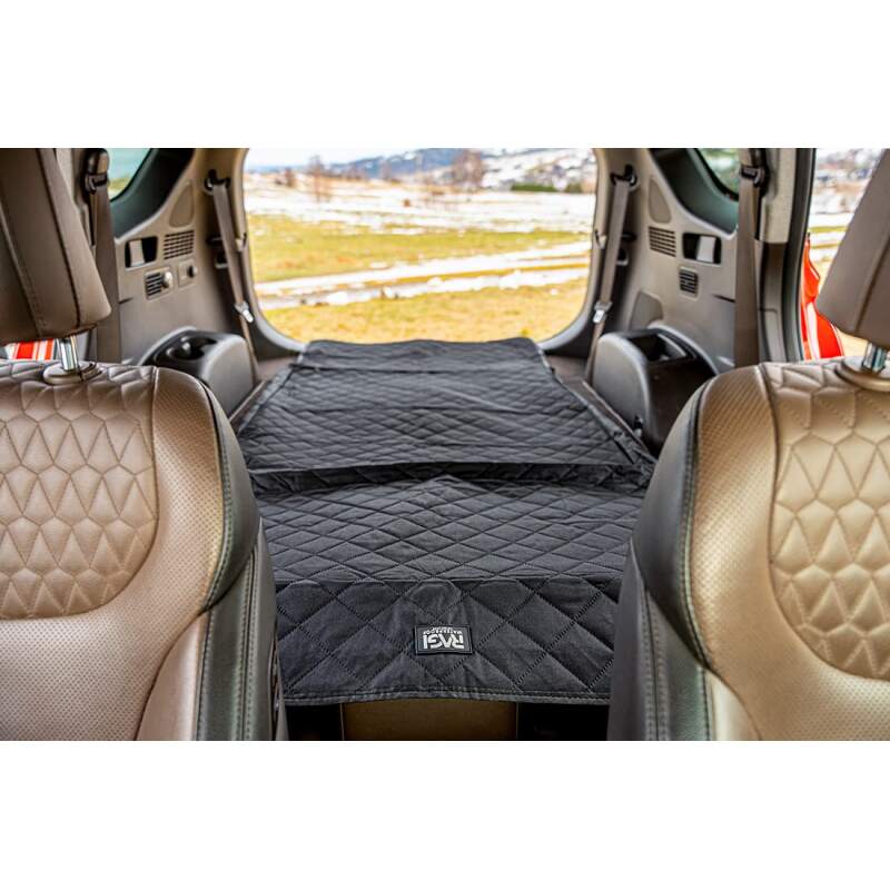 Universal Dog Cargo liner for Estates & Hatchbacks - Image 6