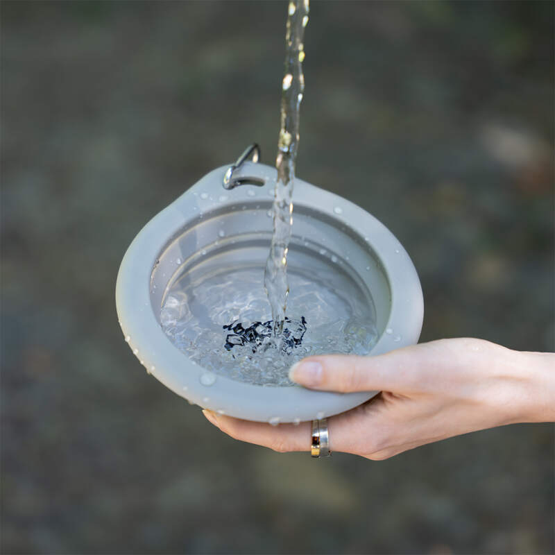 Collapsible Silicone Travel Bowl, 650 ml (Gray) - Image 4