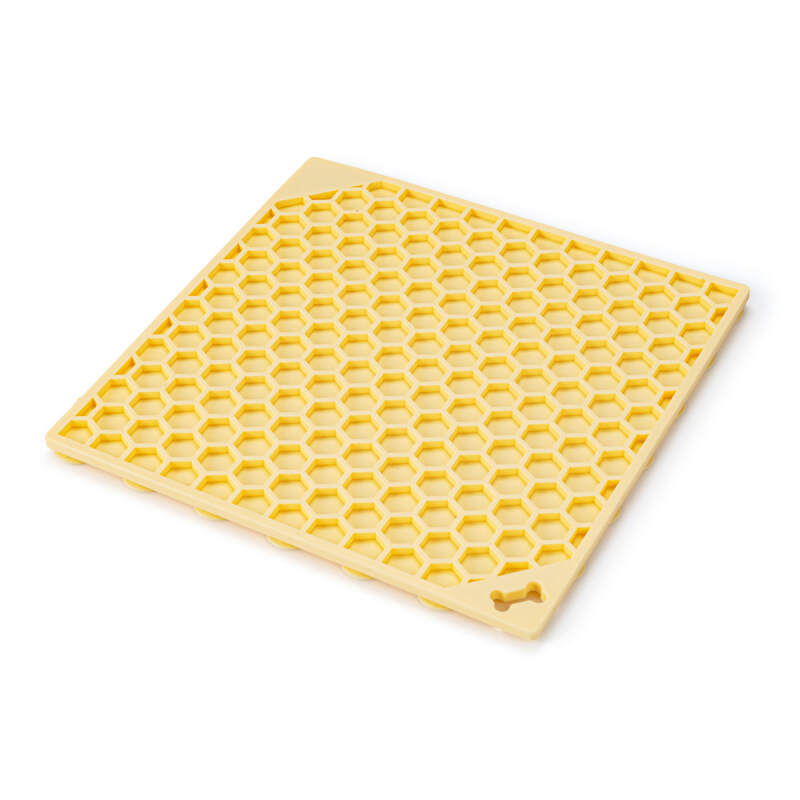 Yellow Honeycomb Lick Mat for Dogs & Cats (20x20cm) - Image 3