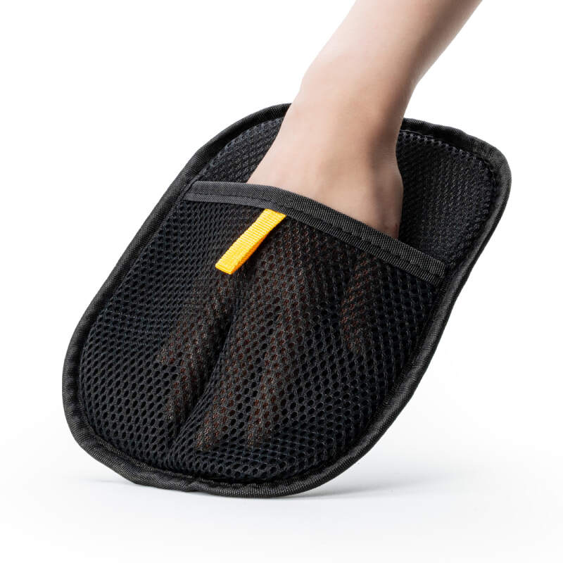 Reusable Pet Hair Removal Glove for Dogs & Cats - Image 6
